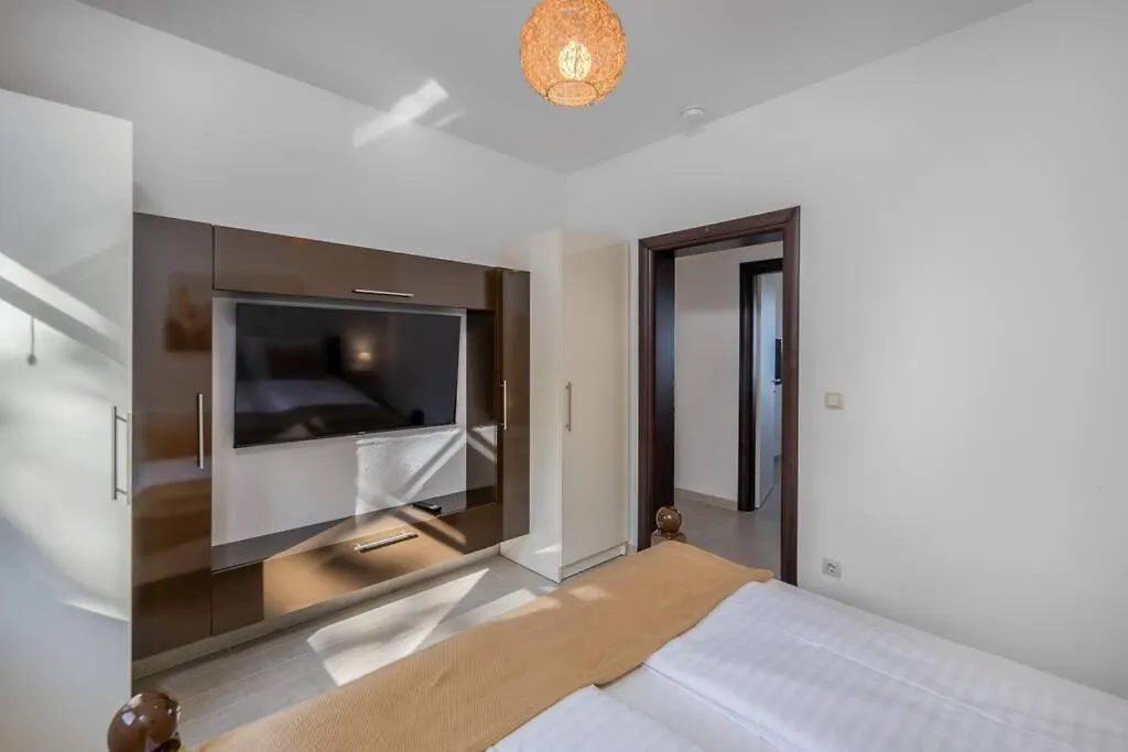 Villa Montana - Apartment Panorama 2 With Beautiful Sea View Near Opatija Veprinac